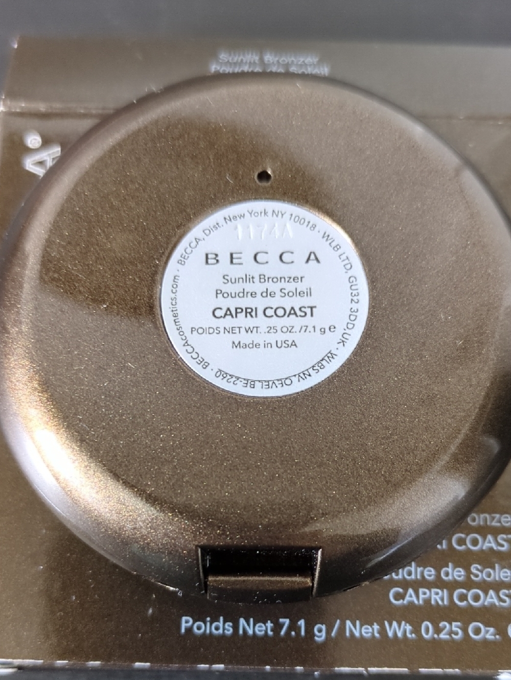 Becca Bronzer - Picture 3 of 4
